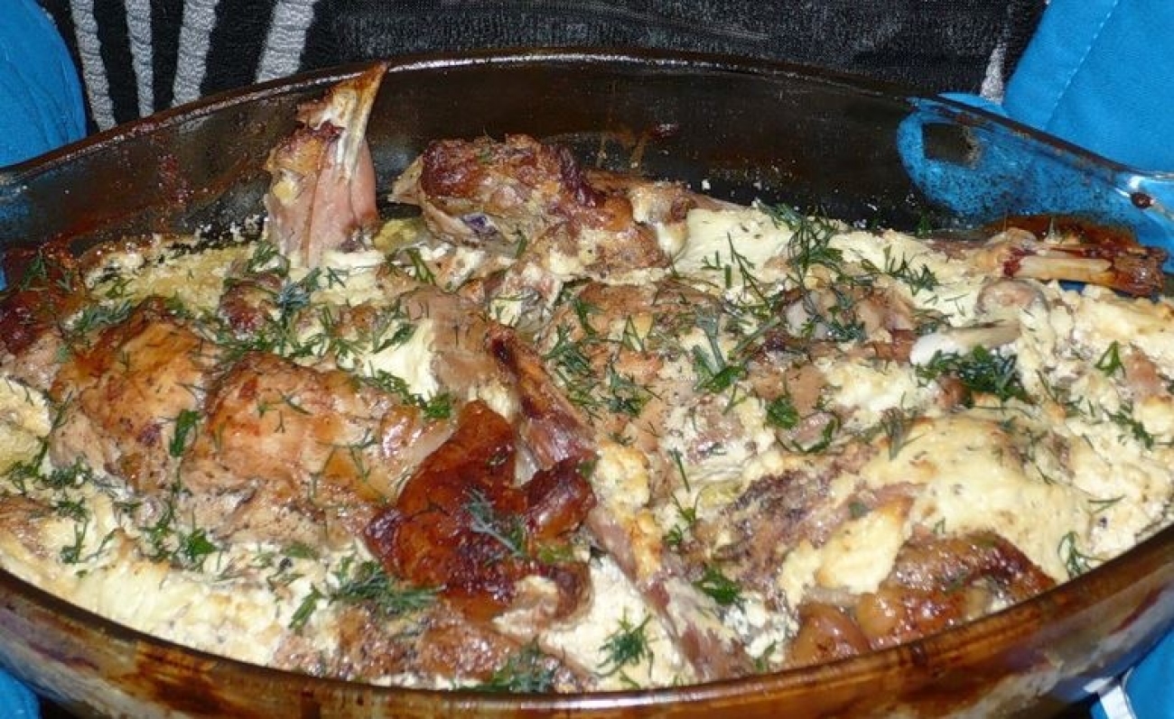 Рецепт кролика в сметане на сковороде с фото пошагово как приготовить