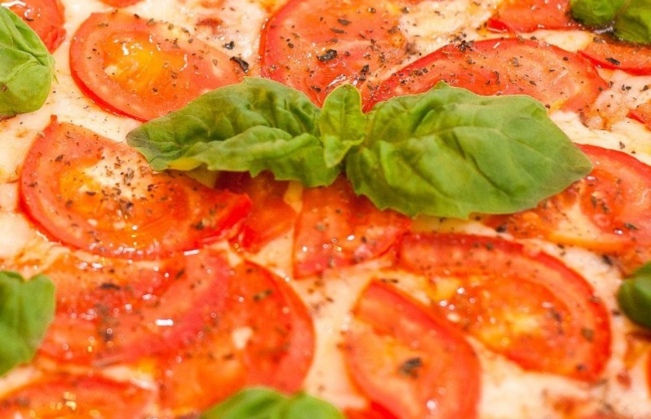 пицца маргарита с домашним соусом фото 23